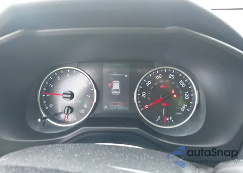 2021 Toyota Rav4 Xle z USA, uszkodzony, nr VIN 2T3W1RFV1MC136218